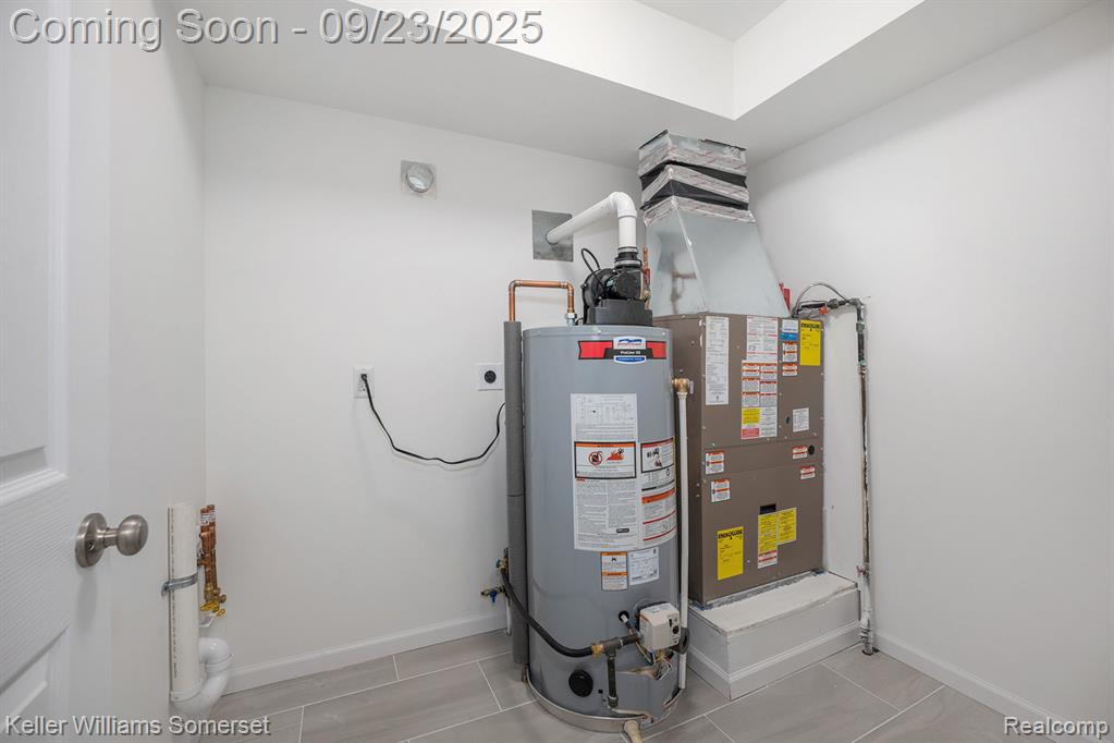 40872 Highpointe Drive, Clinton Twp, MI 48038 — Photo 16