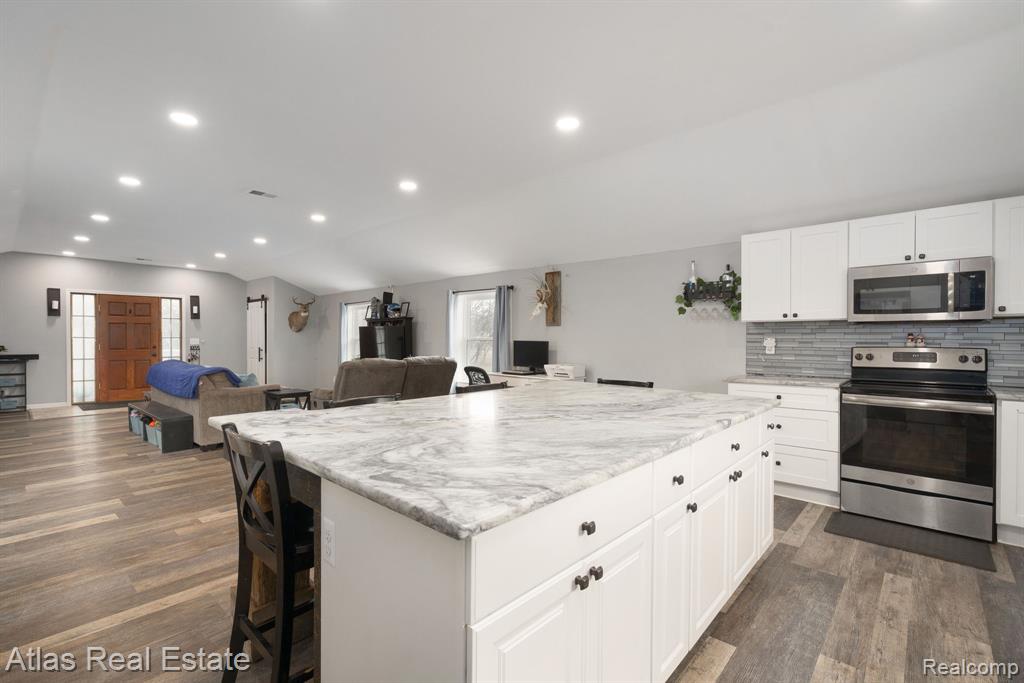 10025 Grand Blanc Road, Gaines Vlg, MI 48436 — Photo 27
