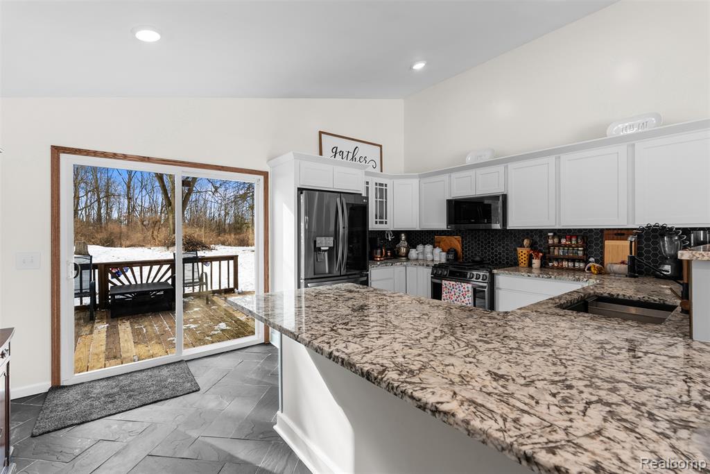 7067 Stanley Rd Road, Flushing, MI 48433 — Photo 8