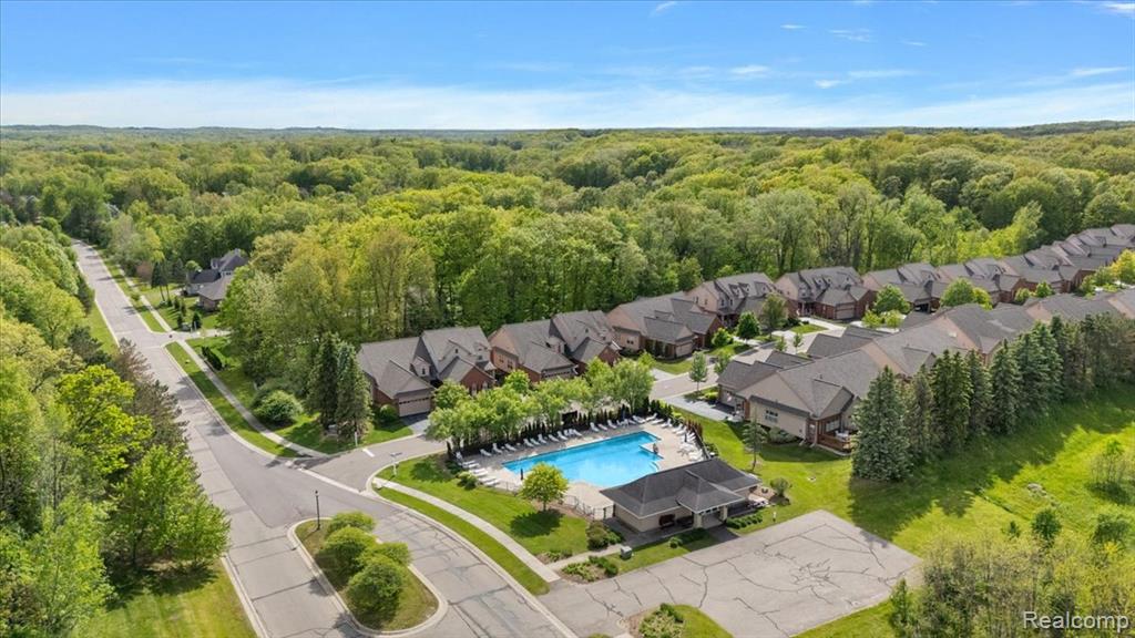 6912 Stonewood Place, 44, Clarkston, MI — Photo 56