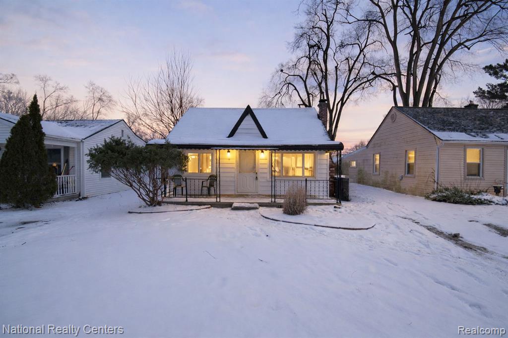 5672 N Linville Street, Westland, MI — front exterior
