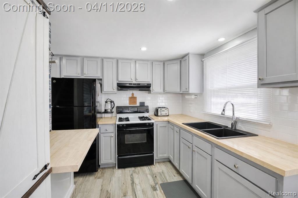 410 E Pottawatamie Street, Tecumseh, MI 49286 — Photo 4