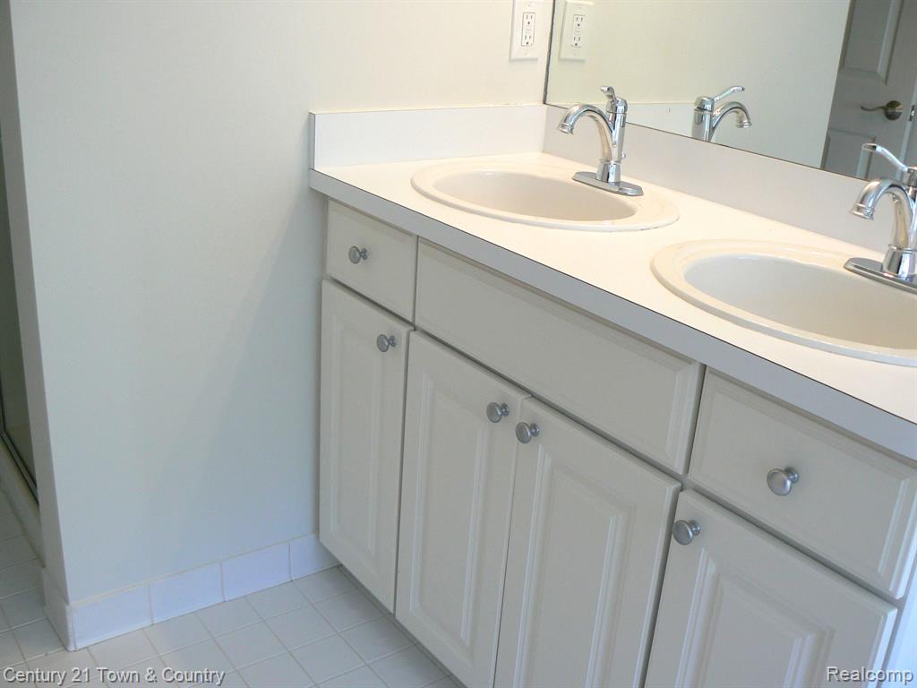 1327 S Main Street, 12, Royal Oak, MI 48067 — Photo 20