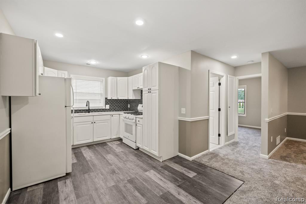 51429 Morowske Drive, Shelby Twp, MI 48316 — Photo 11