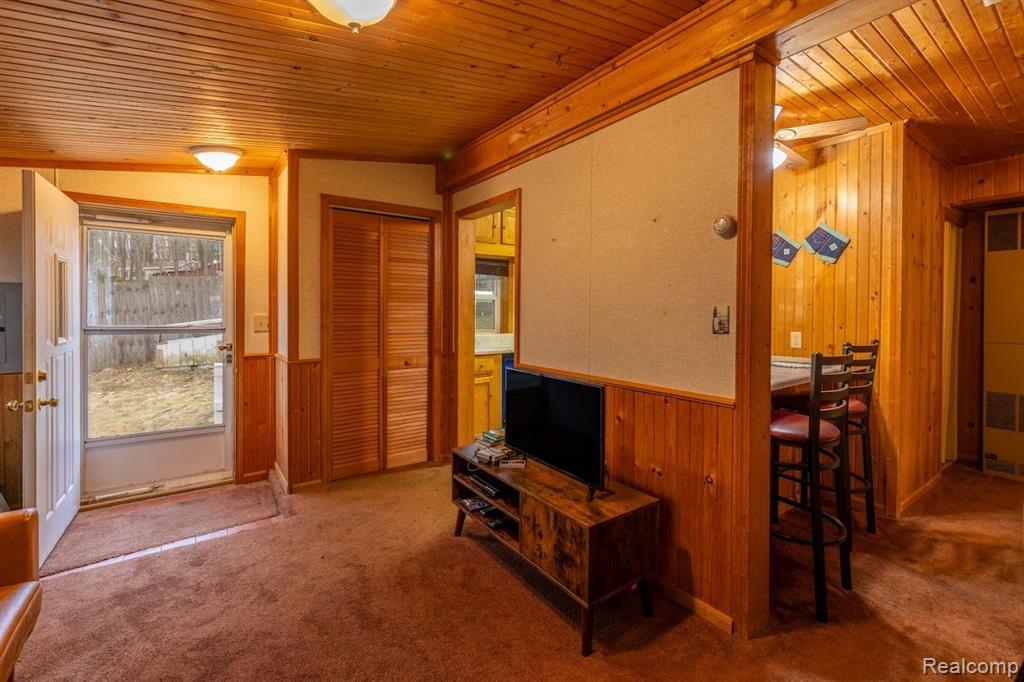 732 NORWAY Street, Harrison, MI 48625 — Photo 7