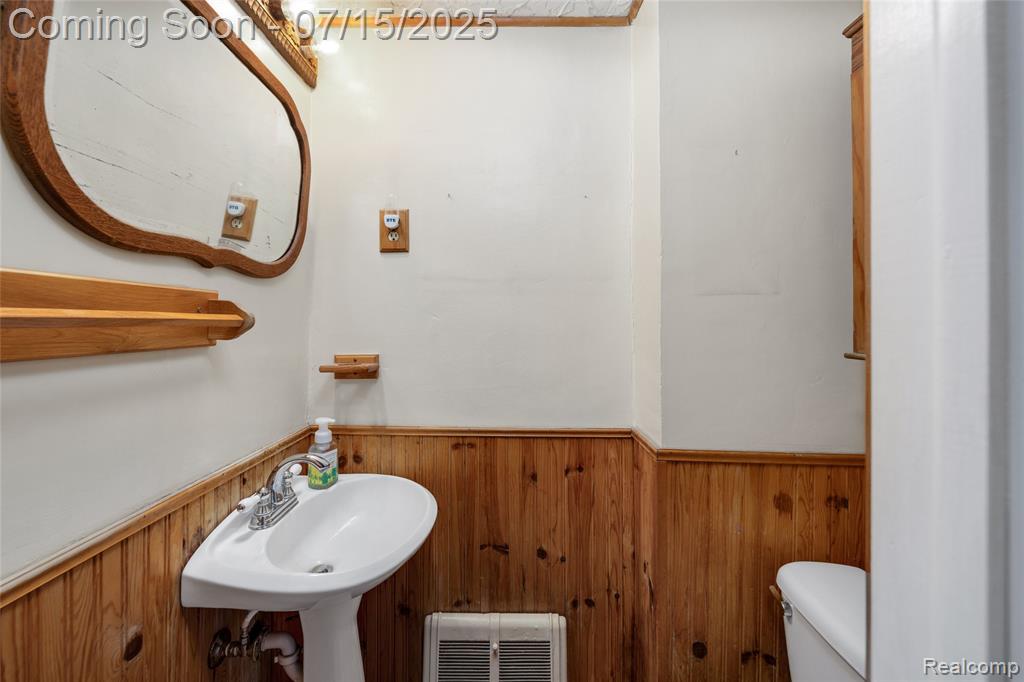 202 E Mill Street, Capac, MI 48014 — Photo 15