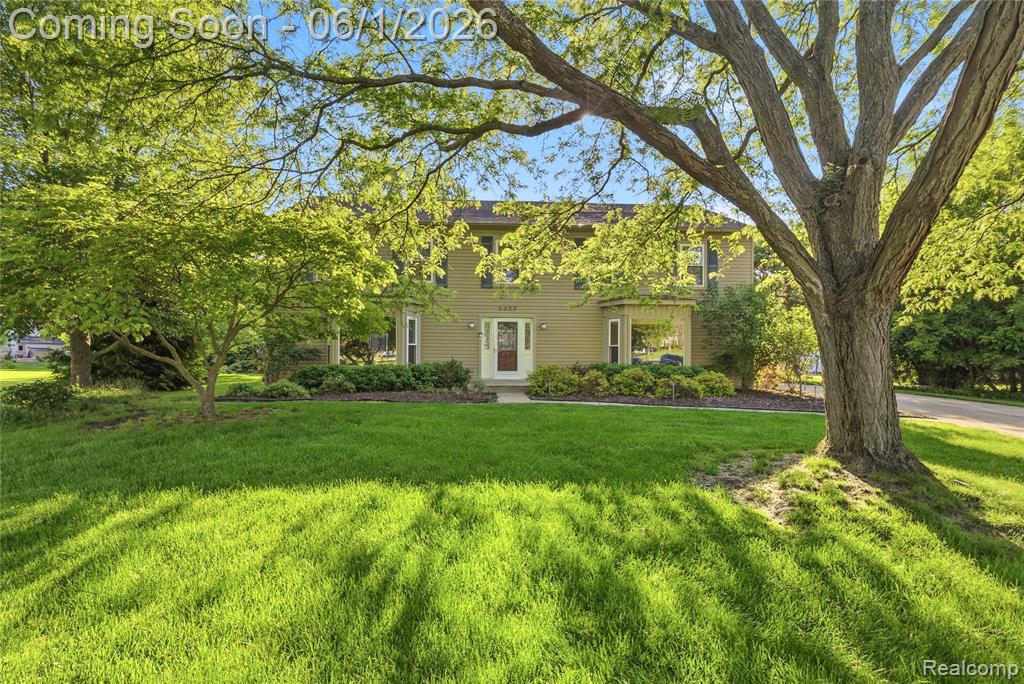 5389 Fox Ridge Circle, West Bloomfield, MI — Photo 3