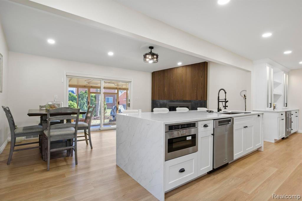 39 SNOW, Dearborn, MI 48124 — Photo 12