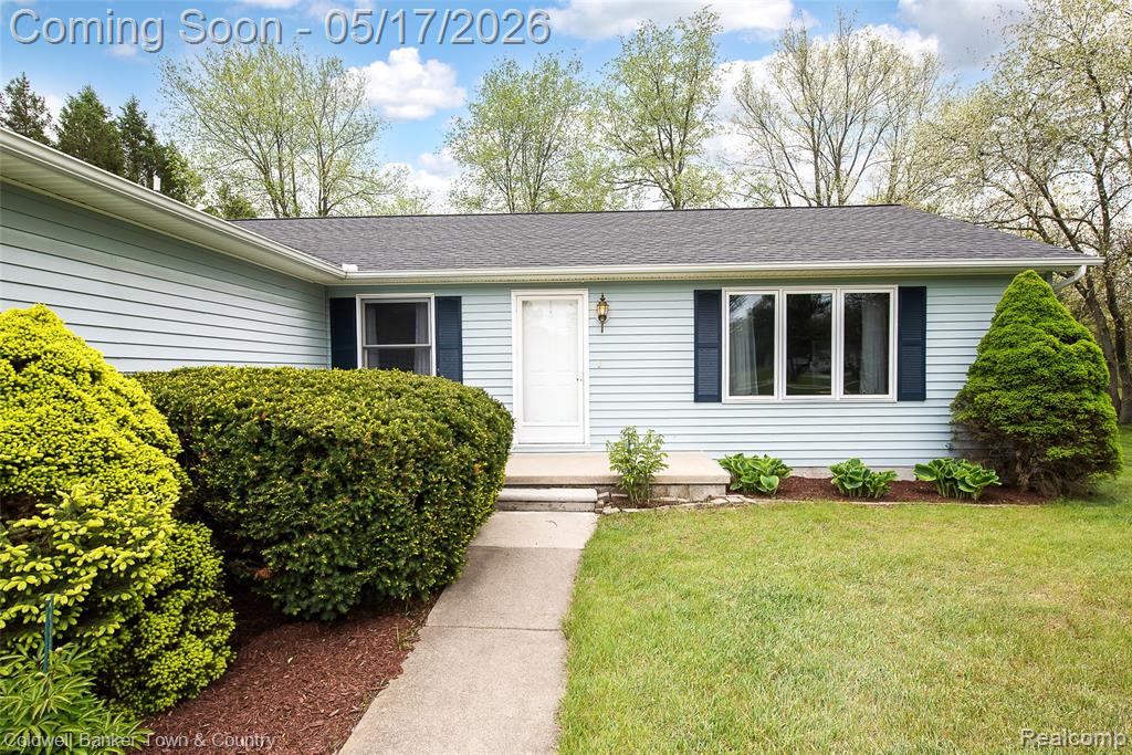 2154 Kingston Drive, Pinckney, MI 48169 — Photo 2