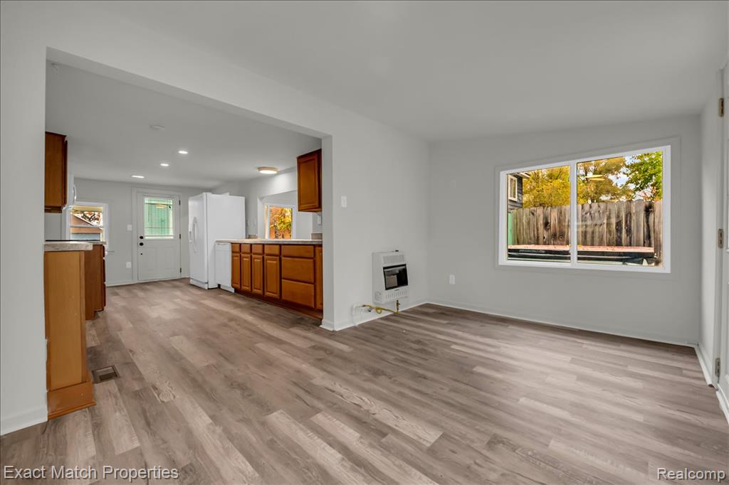 100 Danforth Street, White Lake, MI — Photo 17