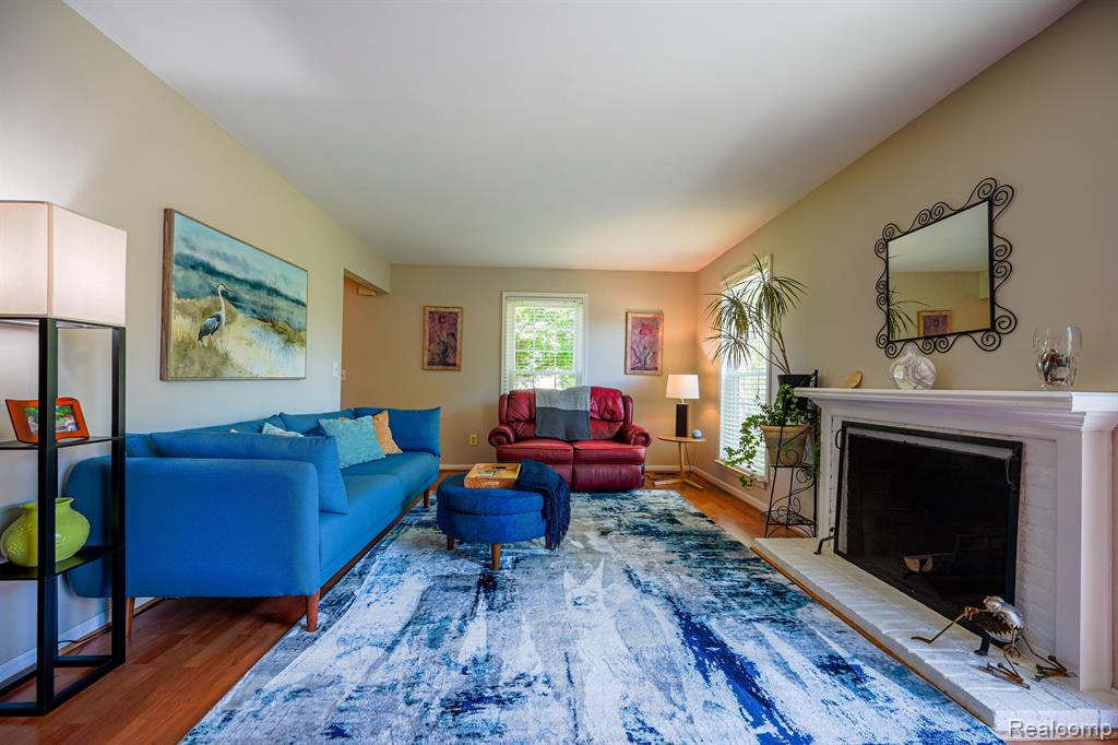 21218 W GLEN HAVEN Circle, Northville, MI 48167 — Photo 7