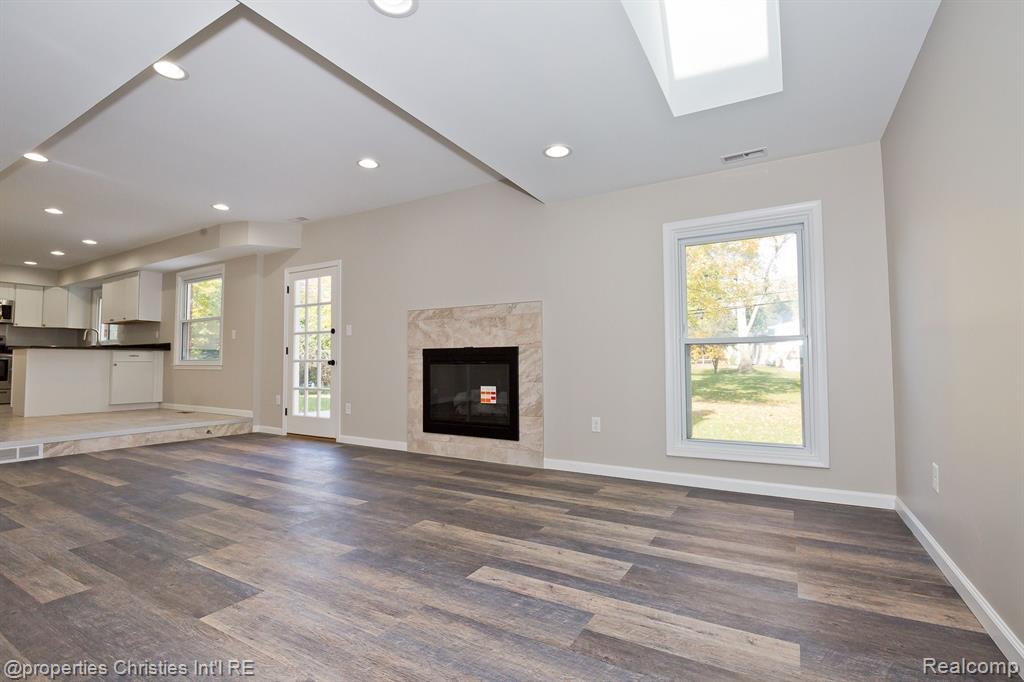 5582 NORTHCOTE, West Bloomfield, MI — Photo 22