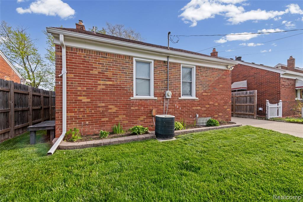 13261 Ward Street, Southgate, MI 48195 — Photo 26