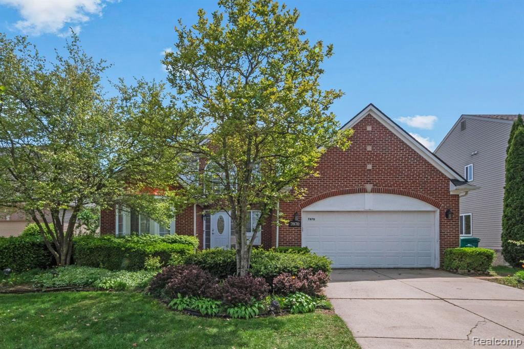 7870 GREENE FARM Drive, Ypsilanti, MI 48197 — Photo 31