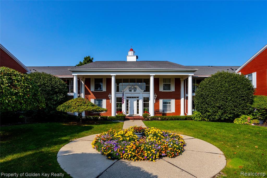 19710 W Thirteen Mile Road, 102, Beverly Hills, MI 48025 — front exterior