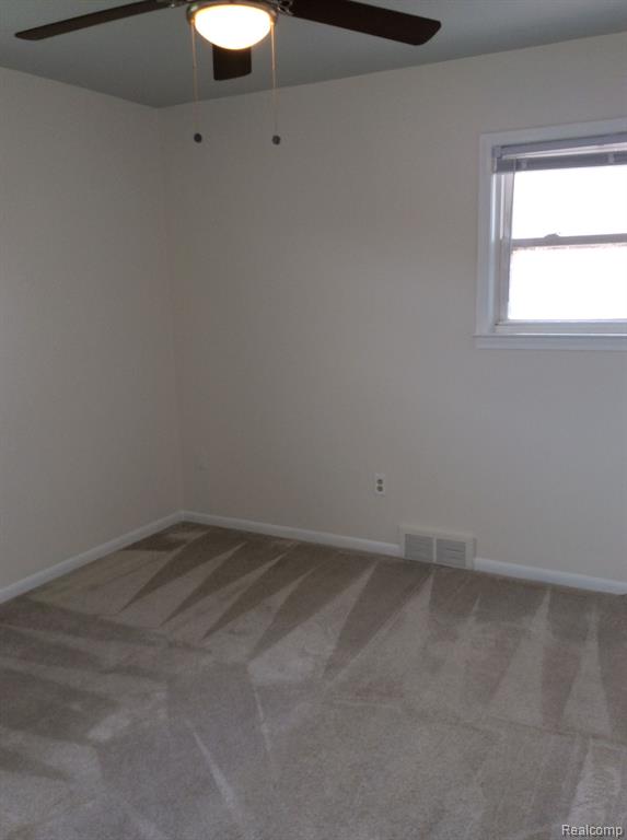 603 HIGHLAND Avenue N, Lincoln Park, MI 48146 — Photo 9