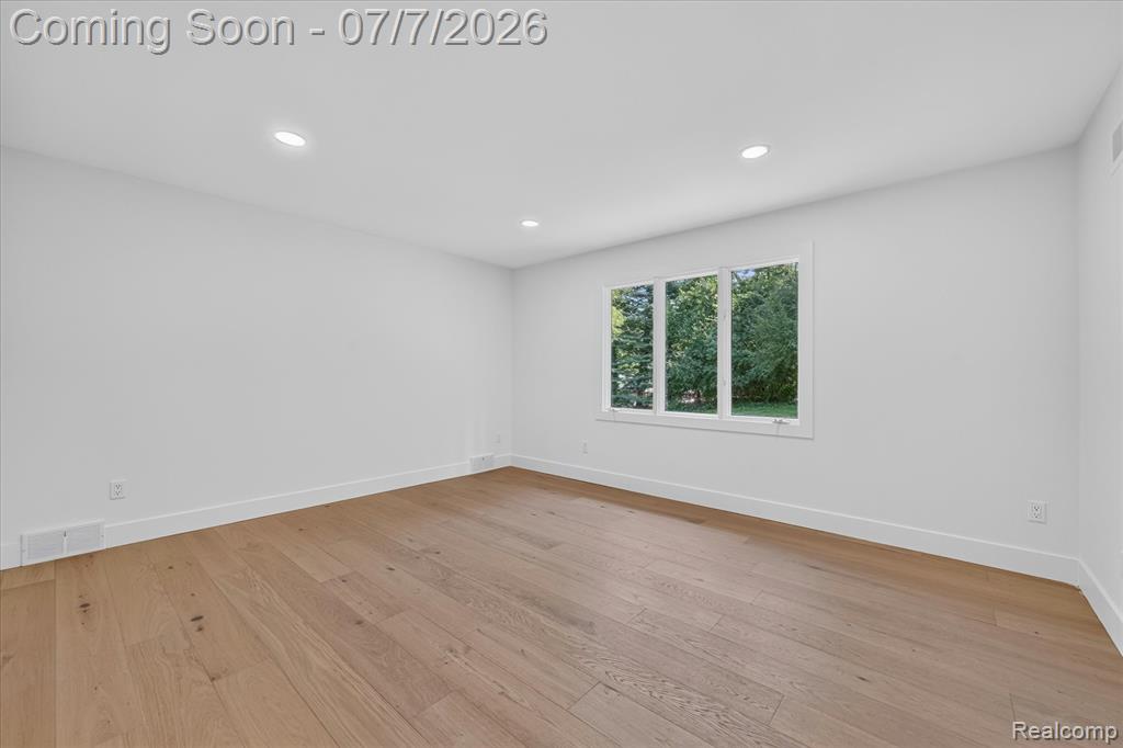 756 Great Oaks Drive, Bloomfield Hills, MI 48304 — Photo 33