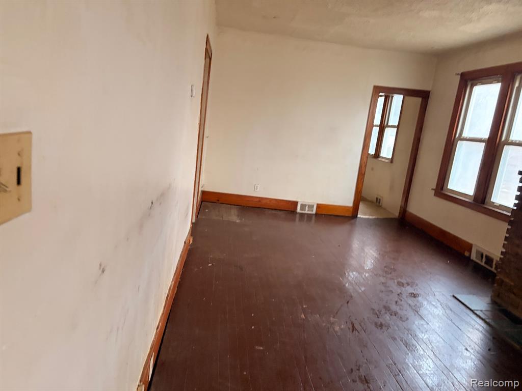 4104 Woodhall Street, Detroit, MI 48224 — Photo 3