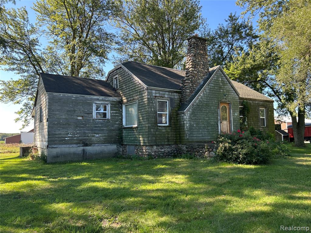 16465 Almont, Allenton, MI 48002 — Photo 15
