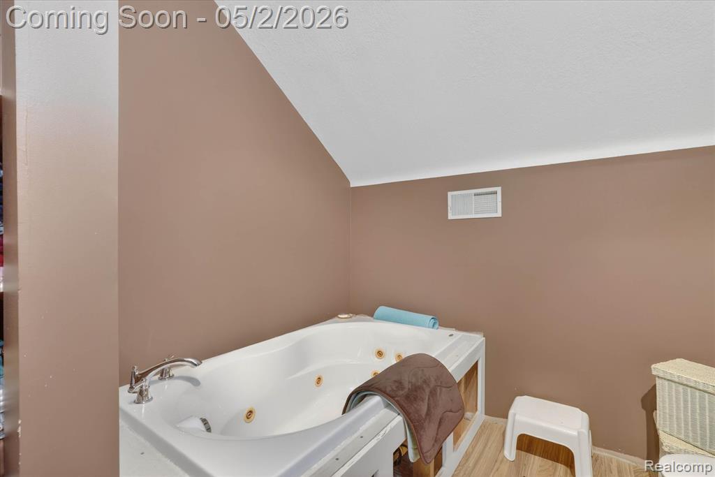 4034 E Newport Road, Newport, MI 48166 — Photo 31