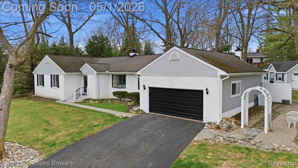 5060 Oneida Drive, Clarkston, MI 48348 — Photo 6