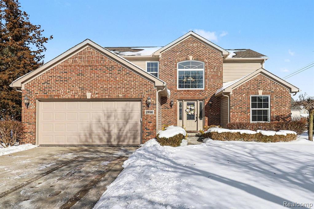 2958 Blue Heron Lane, Wixom, MI 48393 — Photo 2