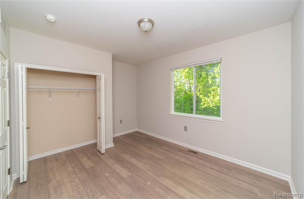 5143 Parsley Drive, Utica, MI 48316 — Photo 15