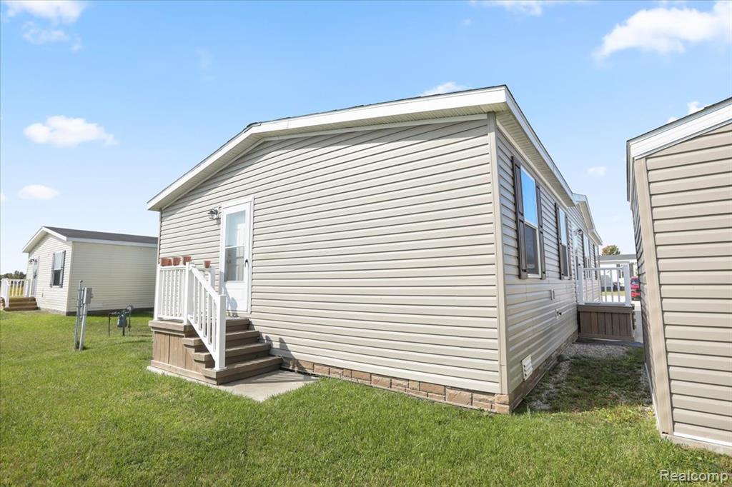 57572 Miller Court, Lenox, MI 48048 — Photo 20