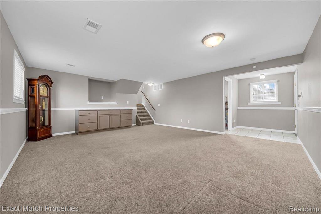 9121 SANDYSIDE Road, White Lake, MI — Photo 22