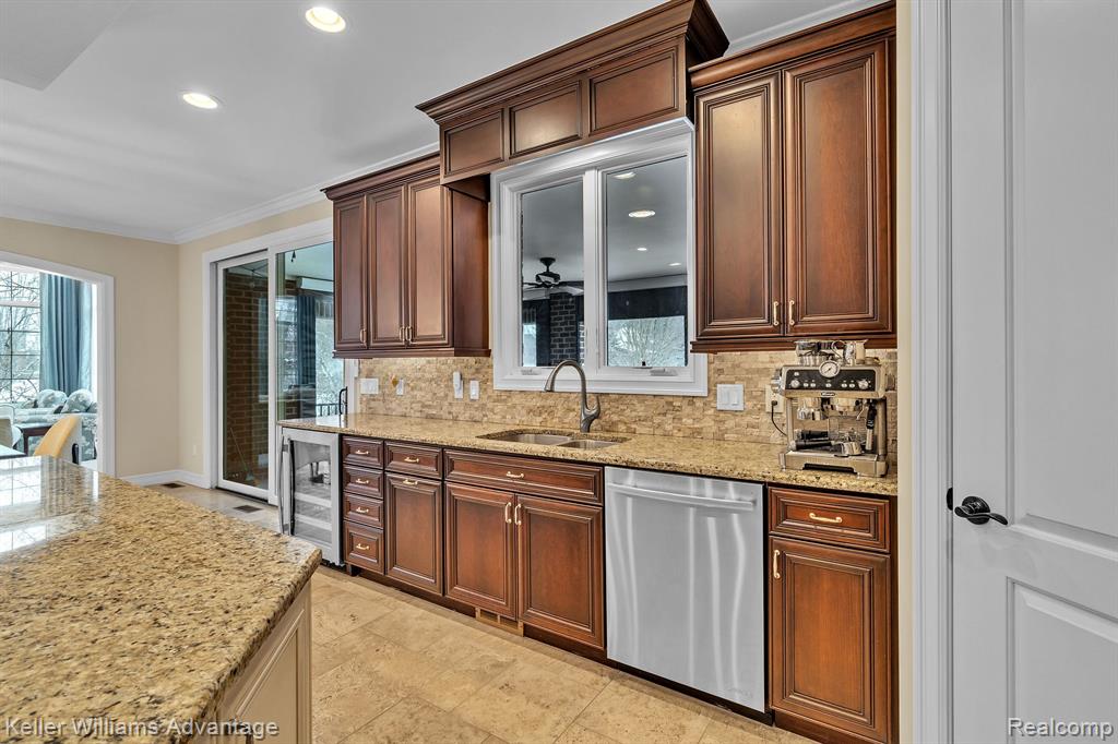 21080 Maybury Park Drive, Northville, MI 48167 — Photo 25