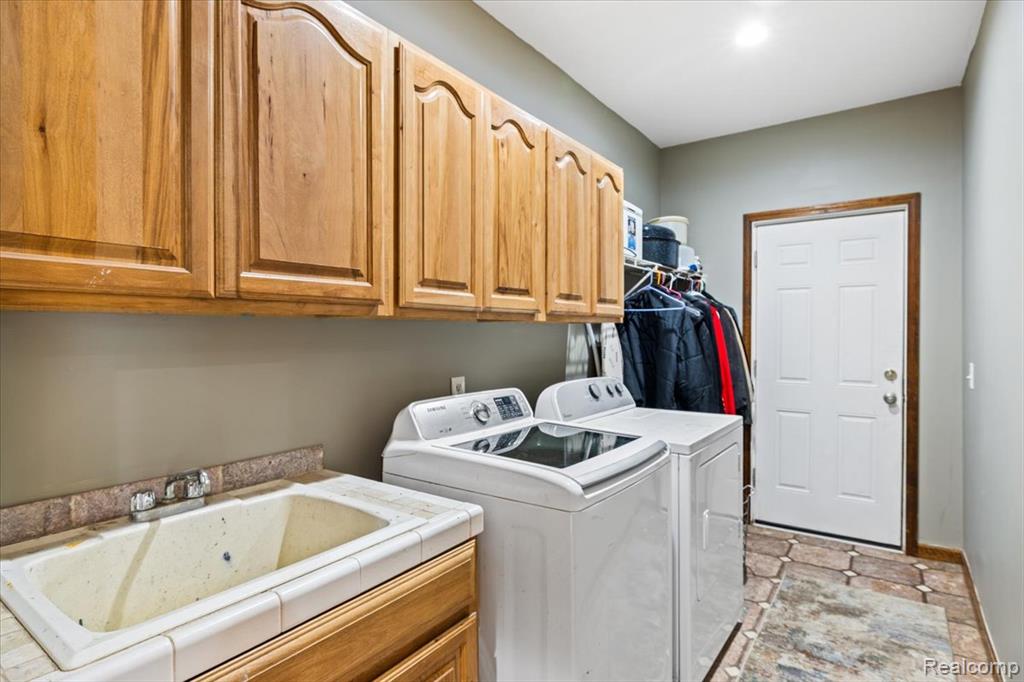 4020 Cohoctah Road, Linden, MI 48451 — Photo 17
