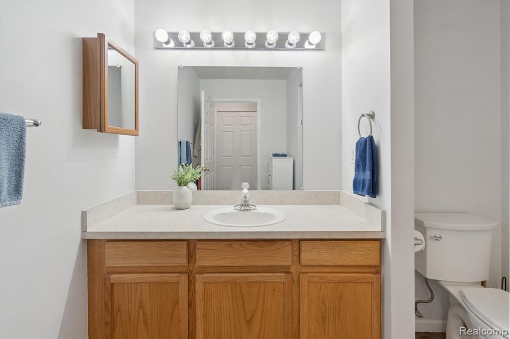 5128 Sandalwood Circle, Grand Blanc, MI 48439 — Photo 14