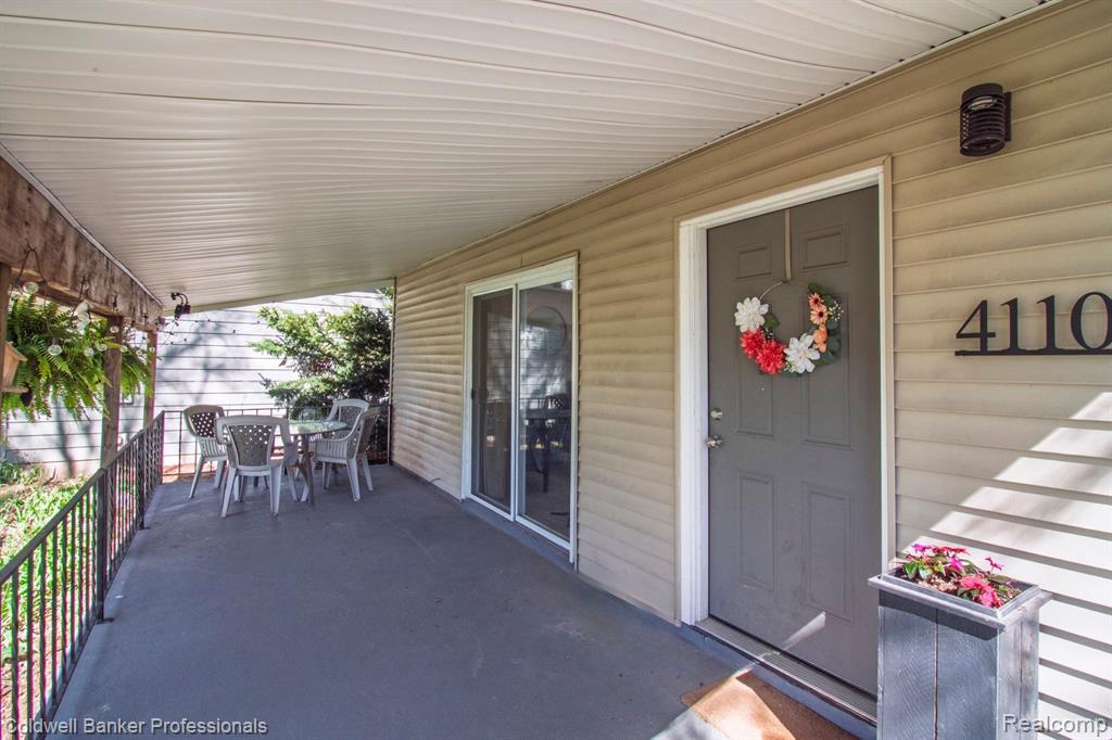 4110 QUILLEN Avenue, Waterford, MI 48329 — Photo 3