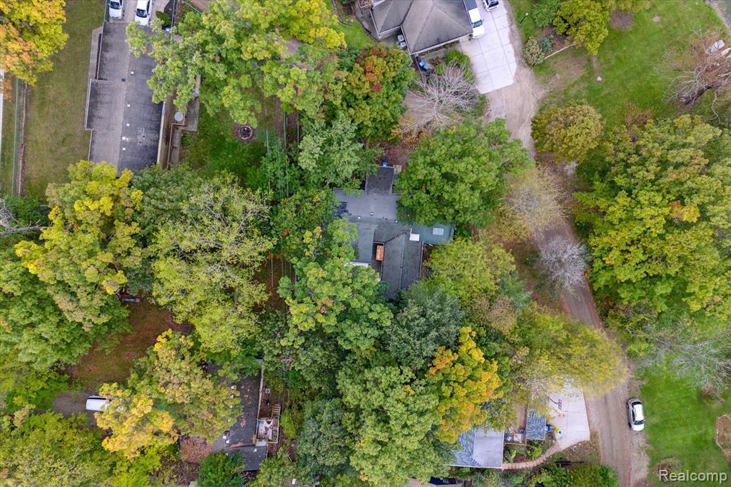 5630 Glen Echo Drive, Howell, MI 48843 — Photo 39