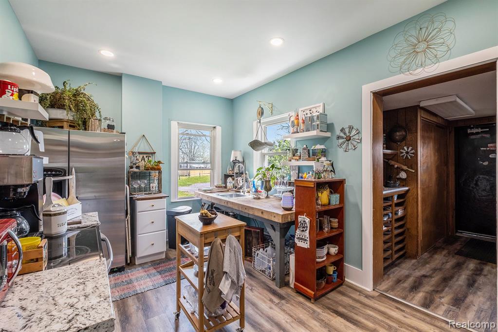 2040 E MAPLE Avenue, Grand Blanc, MI 48507 — Photo 8