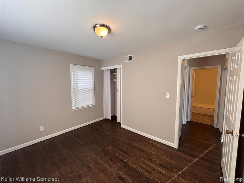 837 E Woodward Heights Boulevard, Hazel Park, MI 48030 — Photo 6