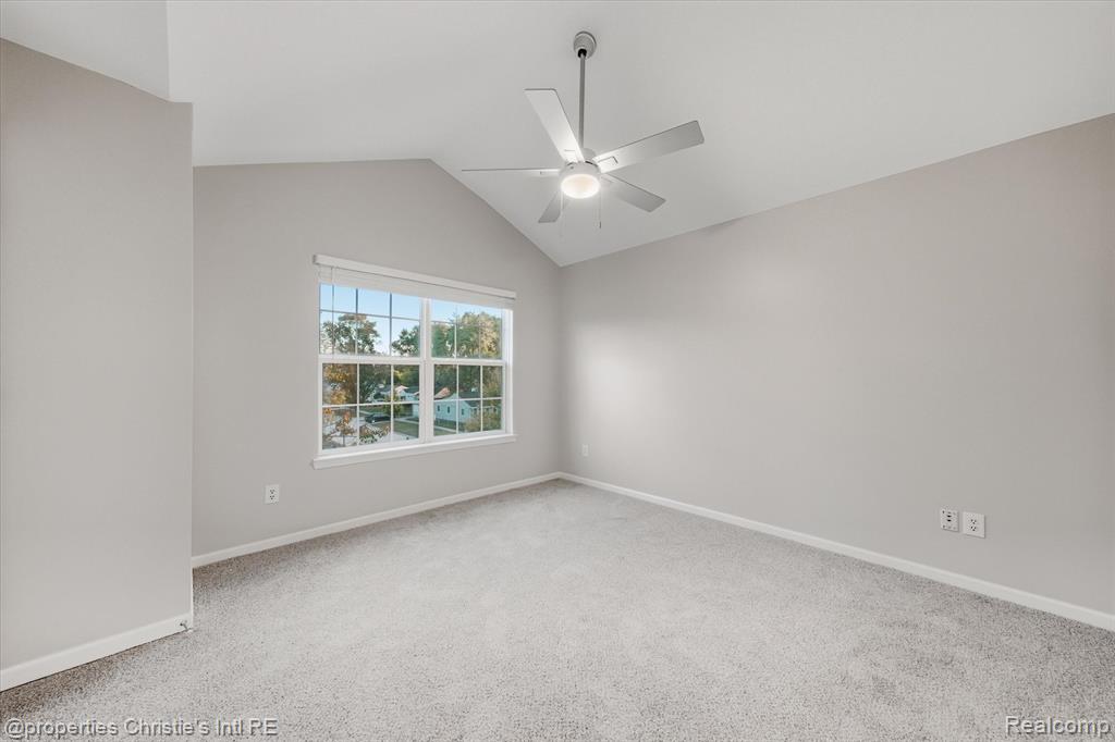 483 W Lincoln Avenue, Madison Heights, MI 48071 — Photo 7