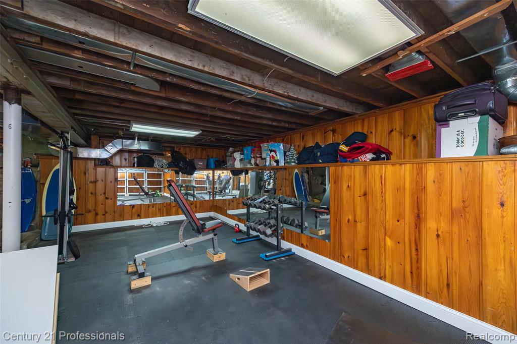 3251 Mann Road, Clarkston, MI — Photo 36