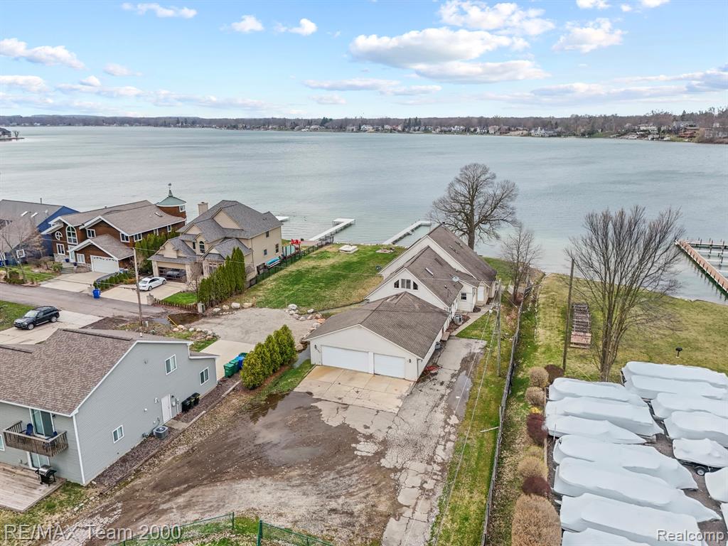 4390 Cass Elizabeth Road, Waterford, MI 48328 — Photo 39