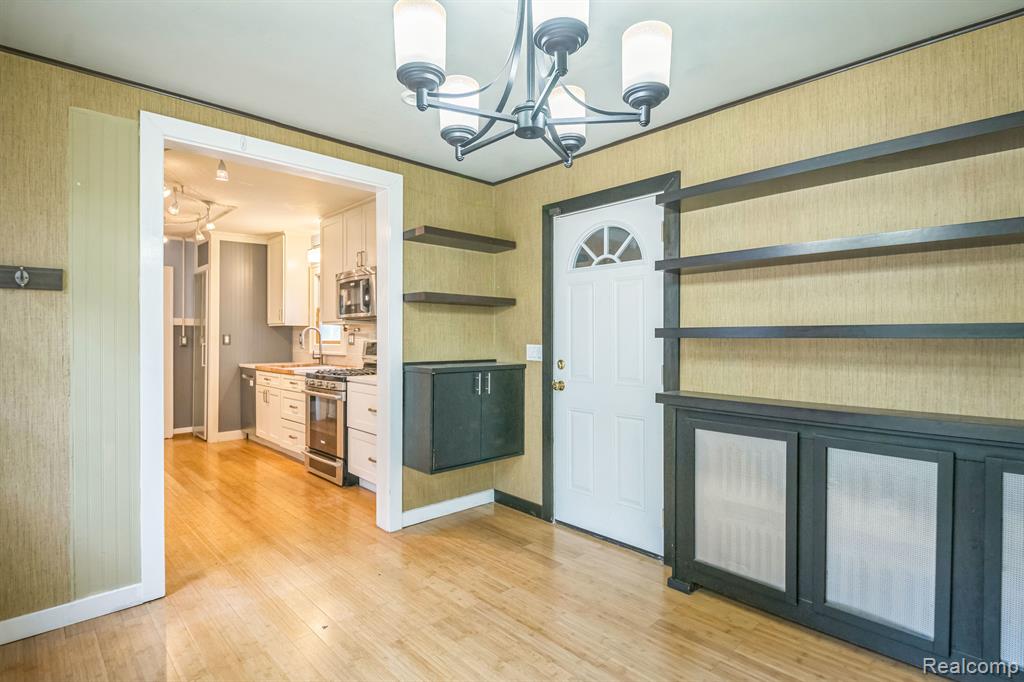 614 LAKE Drive SE, Grand Rapids, MI 49503 — Photo 22