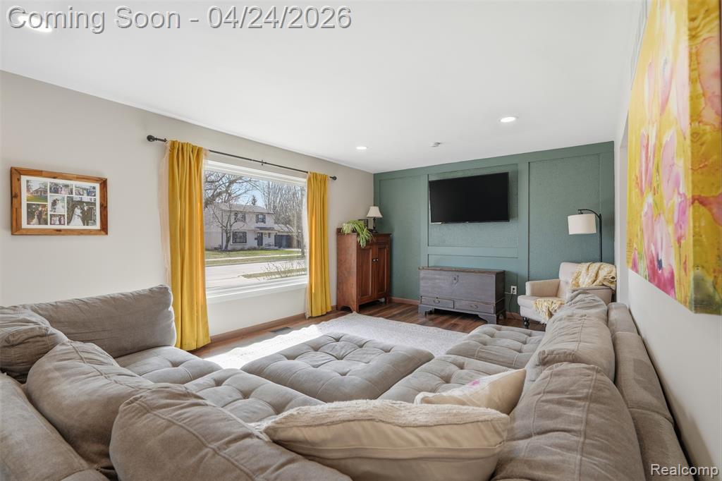 14820 Talbot Street, Oak Park, MI 48237 — Photo 5