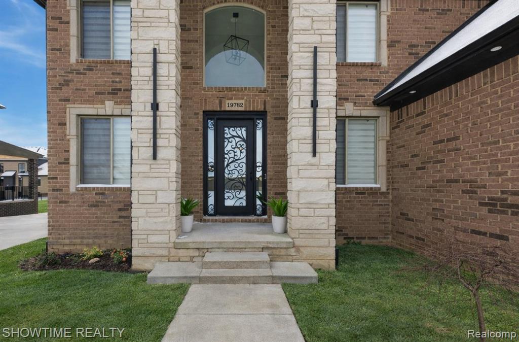 19782 Chase Drive, Macomb, MI 48042 — Photo 3