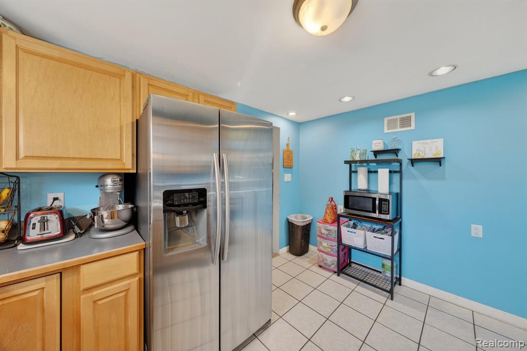 6015 Jeddo Road, MI 48032 — Photo 8