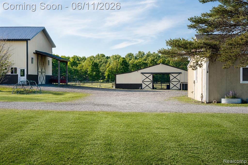 7753 Clyde Road, Fenton, MI 48430 — Photo 34