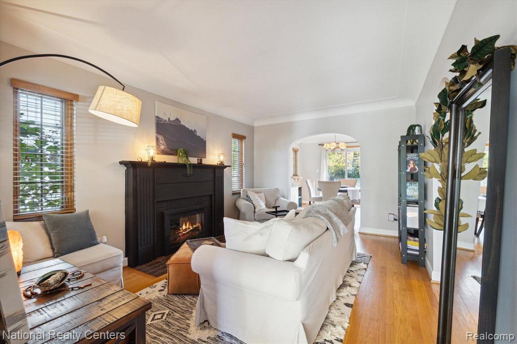 913 ORCHARD GROVE Drive, Royal Oak, MI 48067 — Photo 3
