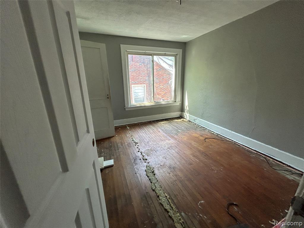 40 Dwight Avenue, Pontiac, MI 48341 — Photo 18
