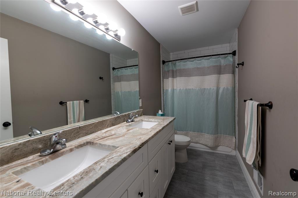 70376 Hillside Court, Romeo, MI 48065 — Photo 24