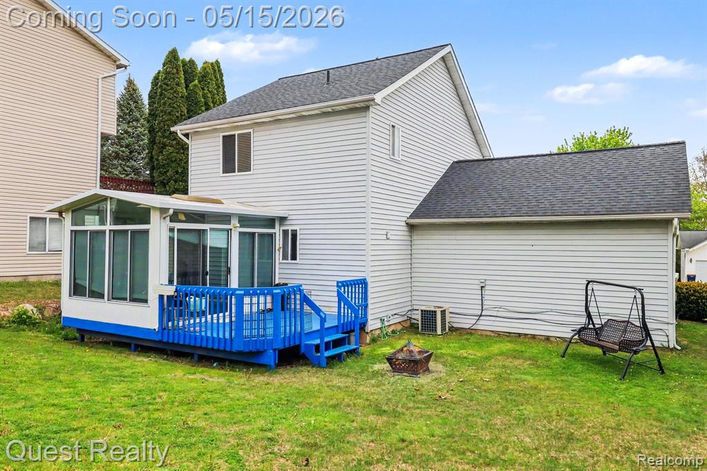 7058 Rolling Hills Drive, Waterford, MI 48327 — Photo 23