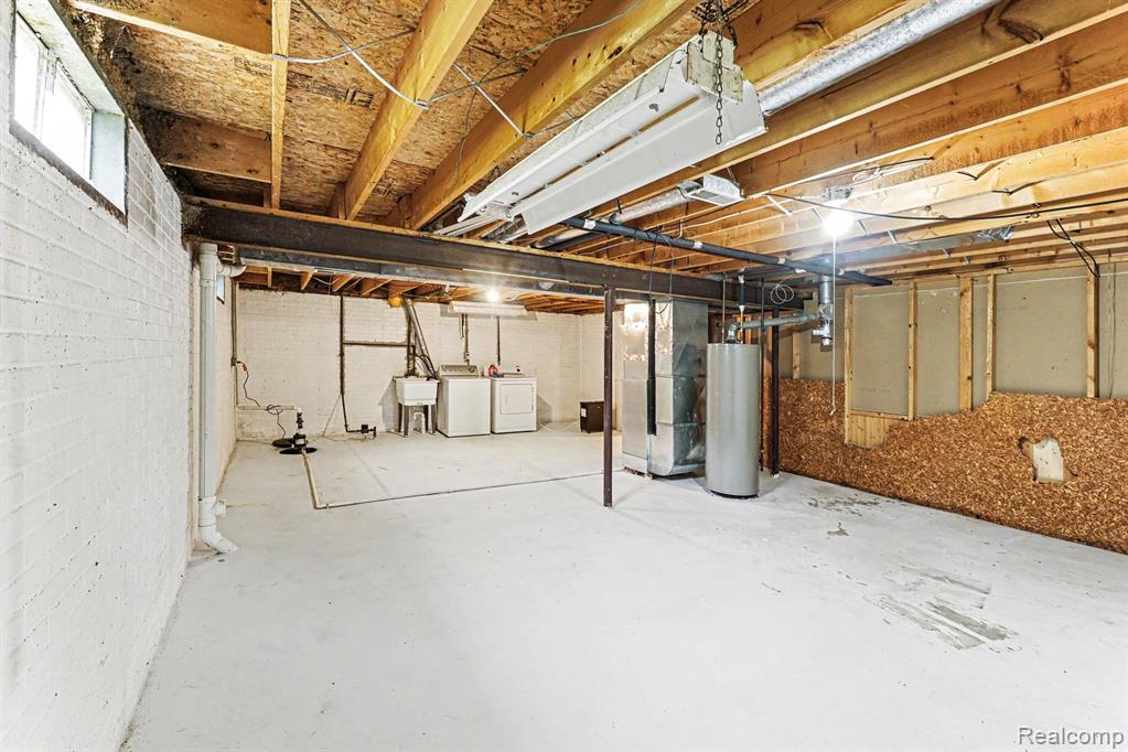 4228 Thom Street, Burton, MI 48509 — Photo 16