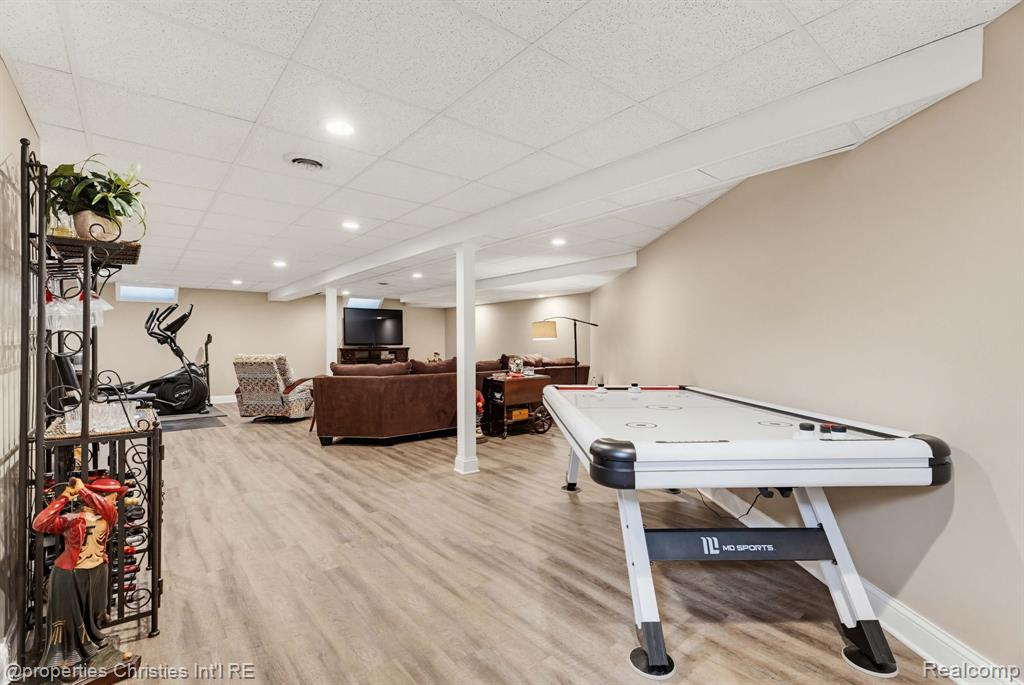 14281 Bournemuth Drive, Utica, MI 48315 — Photo 62